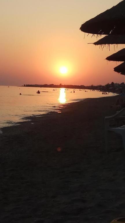 See To Sea Apartments Paralia Dionysiou Exteriér fotografie